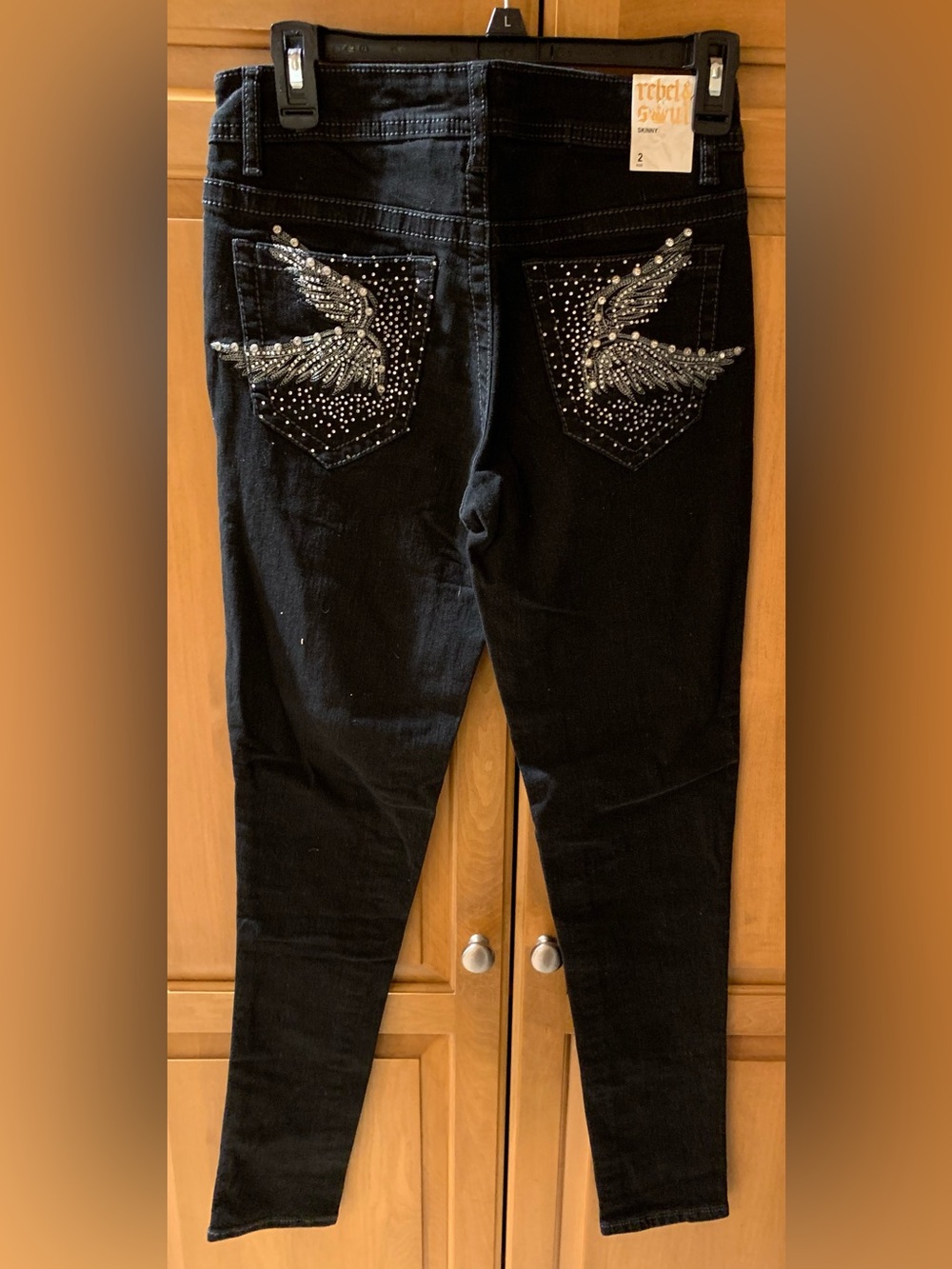 NWT Rebel&Soul Women’s Black Skinny Jeans w/Rhinestone Wing Back Pockets Size 2
